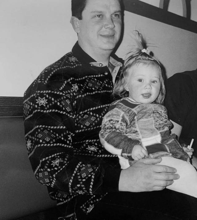 频繁出现在 频繁出现在